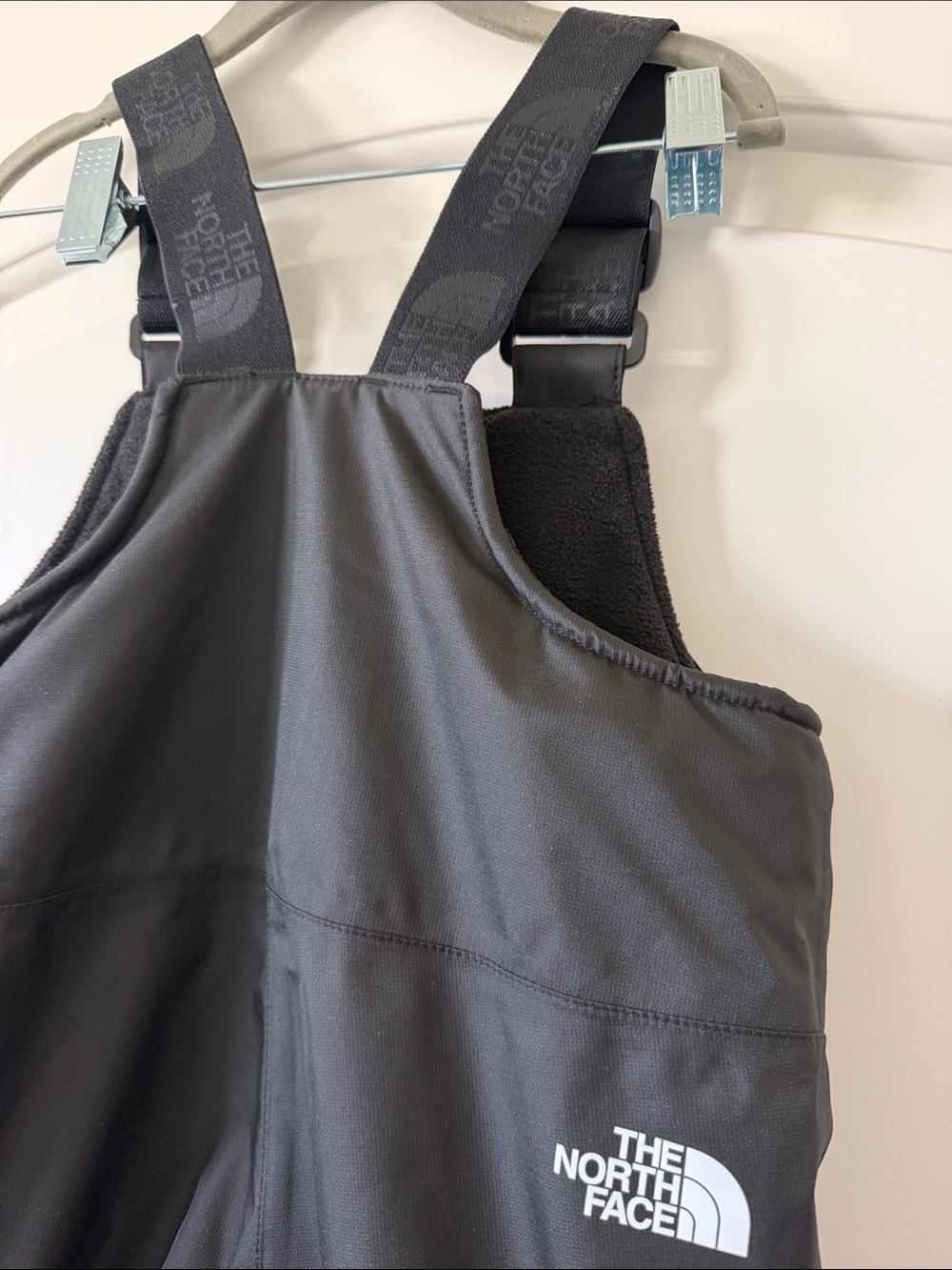 The North Face Black Kids Snow Overalls Bibs size 4t - Picture 5 of 6